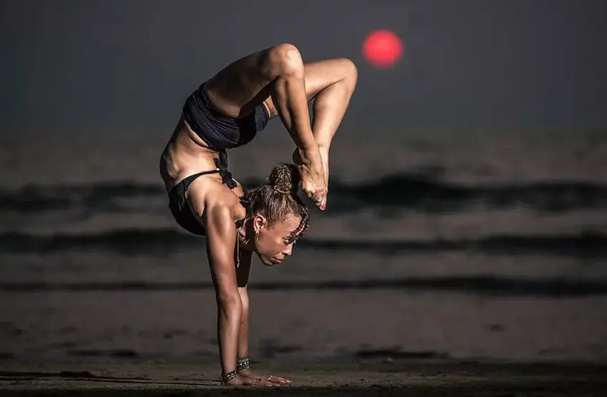 Ashtanga Yoga door Laruga Glaser