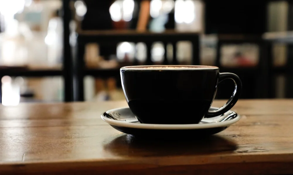Cafeïne: Waarom 90% van de Mensen it Prestatieverbeterende Middel Gebruikt