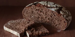 Bruin brood is niet altijd gezonder – Kleurstoffen en additieven…