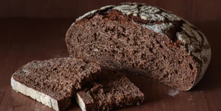 Bruin brood is niet altijd gezonder – Kleurstoffen en additieven uitgelegd!